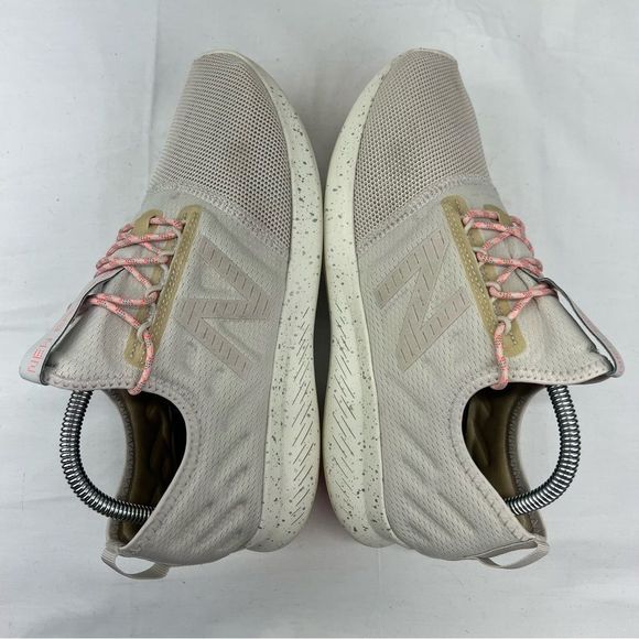 New Balance FuelCore Coast v4 Cream Running Shoe Women’s Size 9 WCSTLRG4 - Picture 5 of 8